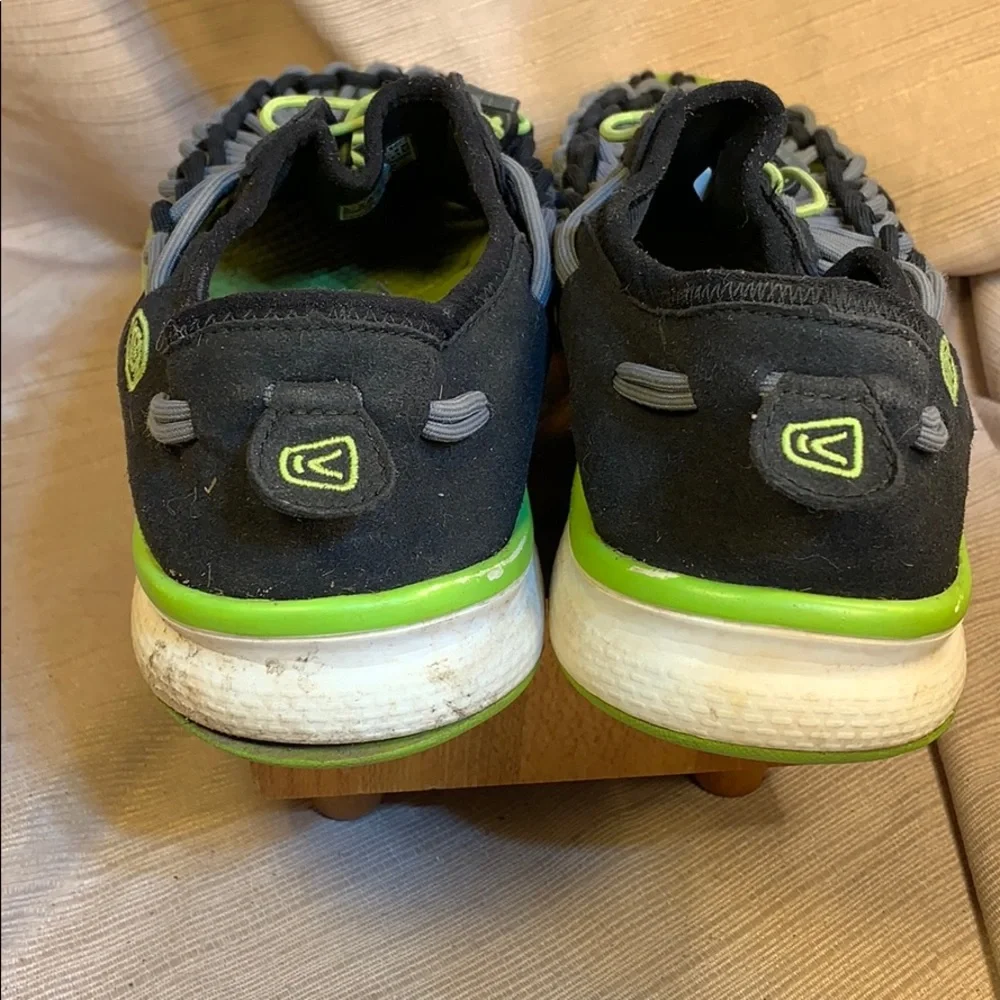 Keen uneek woven sandals preloved light comfort